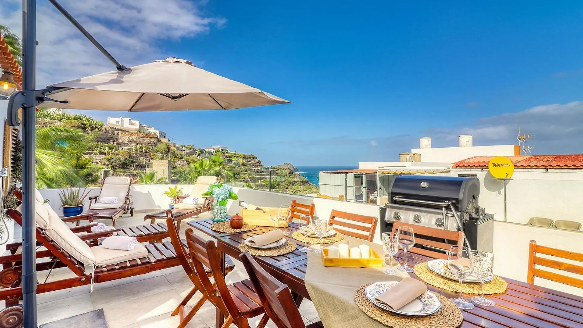 Holiday home Big Terraced House, 100M To The Beach, With Bbq And Sea View