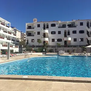 Victoria Court 2, Cristianos Apartment